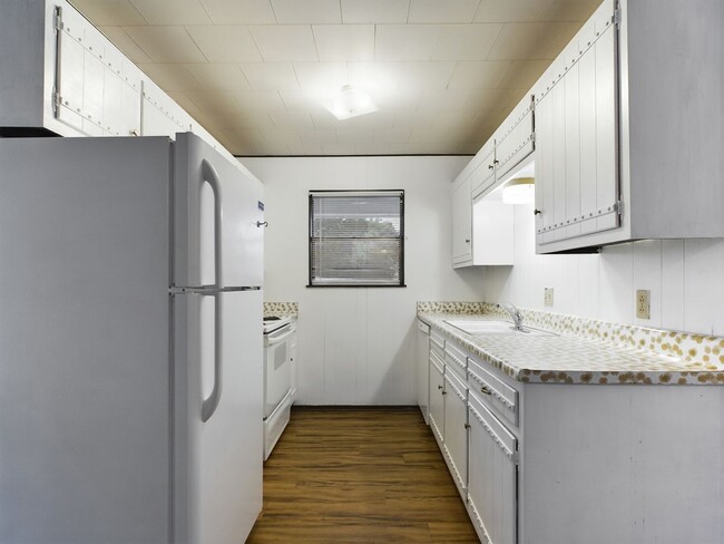 Foto del edificio - 74 NW Hills Dr