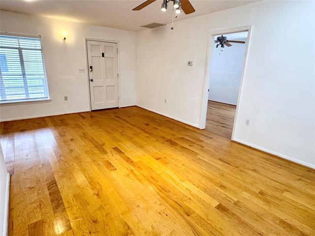 Foto del edificio - 6126 Tremont St