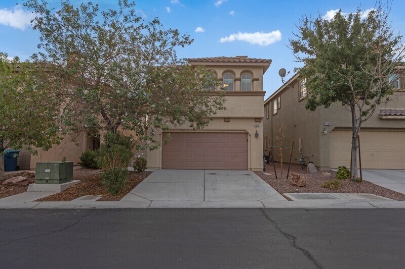 Primary Photo - 11274 Pierre Milano St