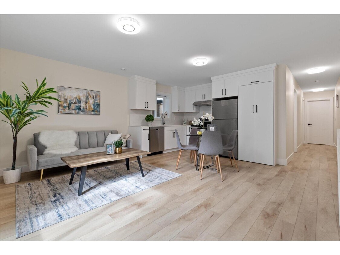 Primary Photo - 20162-20182 82 Ave