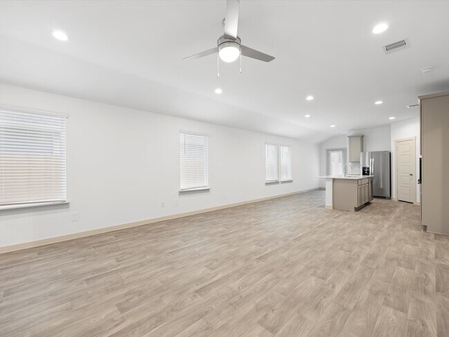 Foto del edificio - 12733 Ermine St