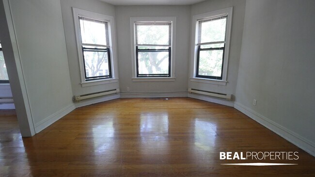 Foto del edificio - 1127 W Oakdale Ave