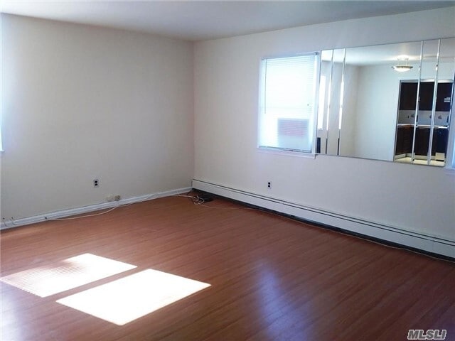 Building Photo - 27 N Bayles Ave