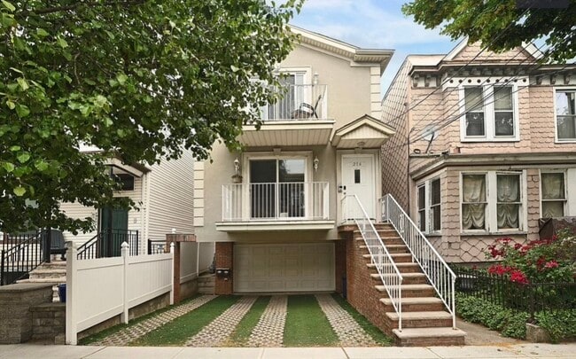 Building Photo - 216 Angelique St