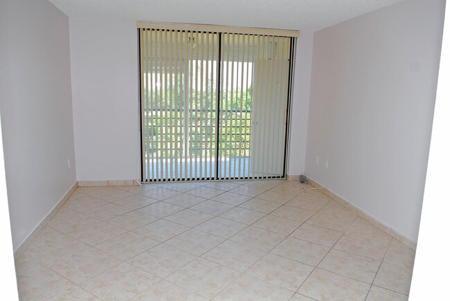 Bedroom - 900 St Charles Pl