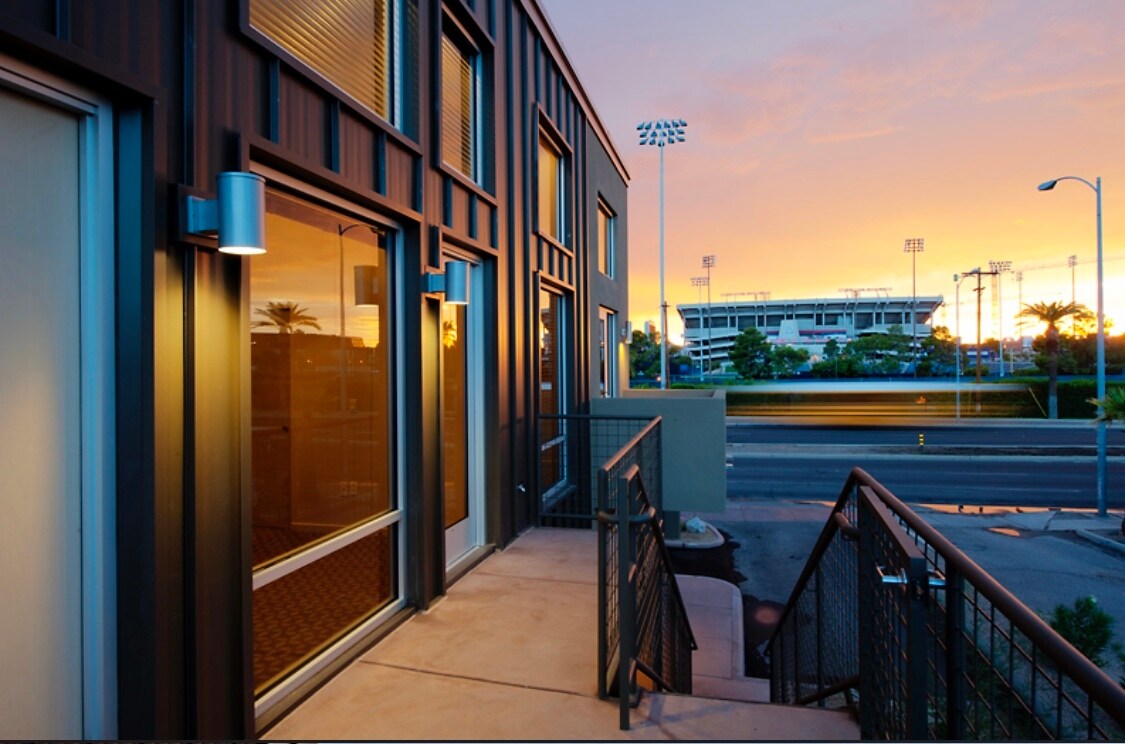 Beautiful View of UA Stadium - 502 N Campbell Ave