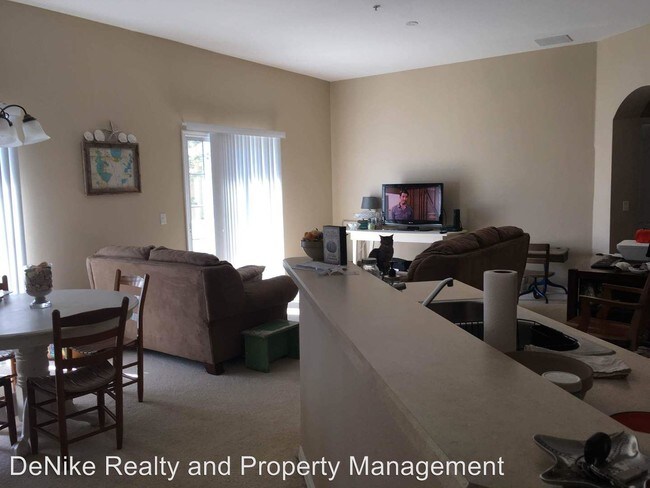Building Photo - 7116 Red Lantern Dr