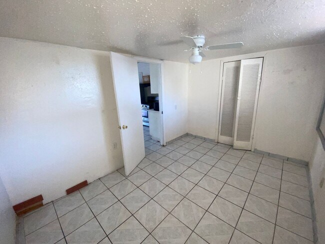 Foto del edificio - 575 N Delaware St