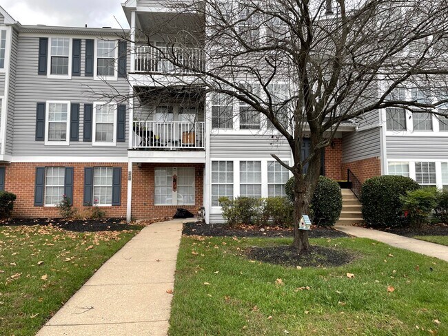 Foto del edificio - 38 Laurel Path Ct