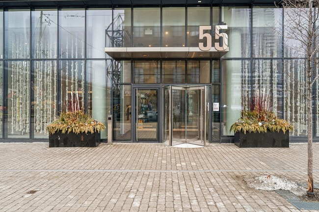 Building Photo - 55 Cooper St