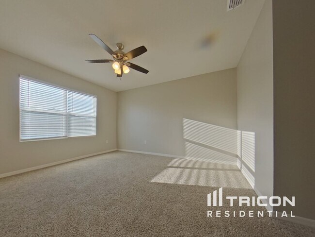 Building Photo - 221 Cedar Elm Cir