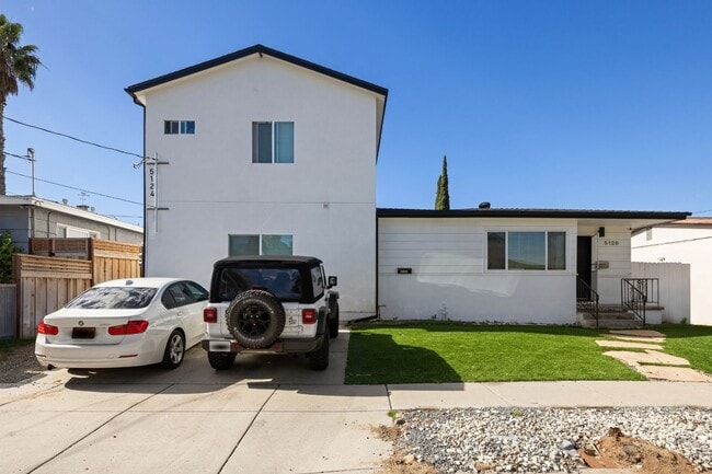 Building Photo - 5124 Leo St