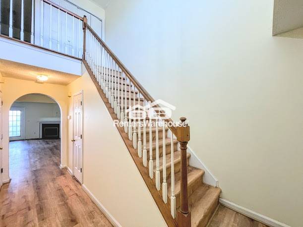 Foto del edificio - 6212 Heather Glen Dr