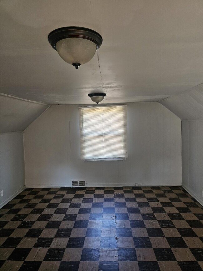 Foto del edificio - 5772 Guilford St