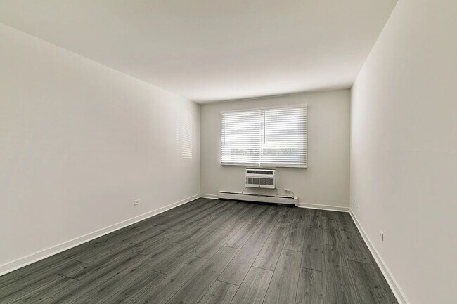 Foto del edificio - 2 Bedroom Apartment in Libertyville