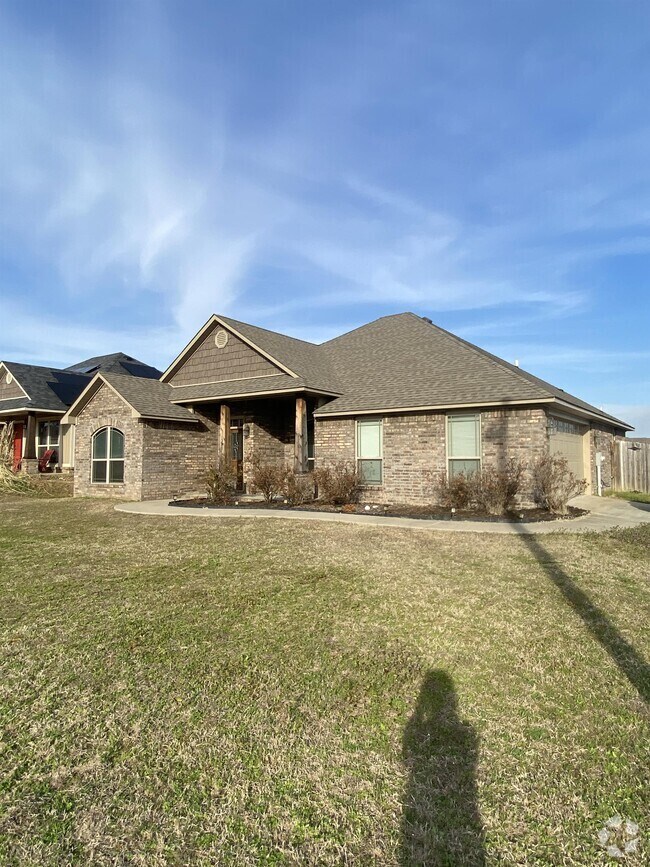 Heritage at Painter Lane Apartments under 2,000 Barling, AR 2 Rentals