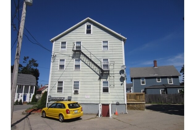 Building Photo - 76-78 Washington St