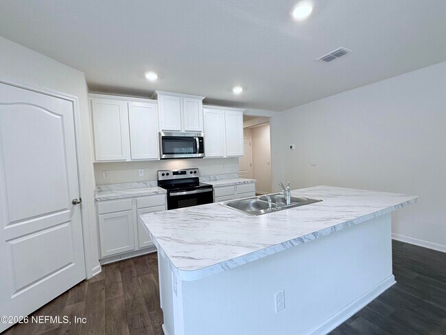 Building Photo - 870 Morgans Treasure Rd