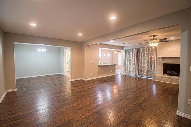Building Photo - 2632 Brookview Dr