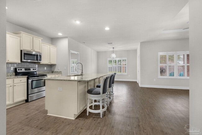 Building Photo - 6324 Ladera Trail