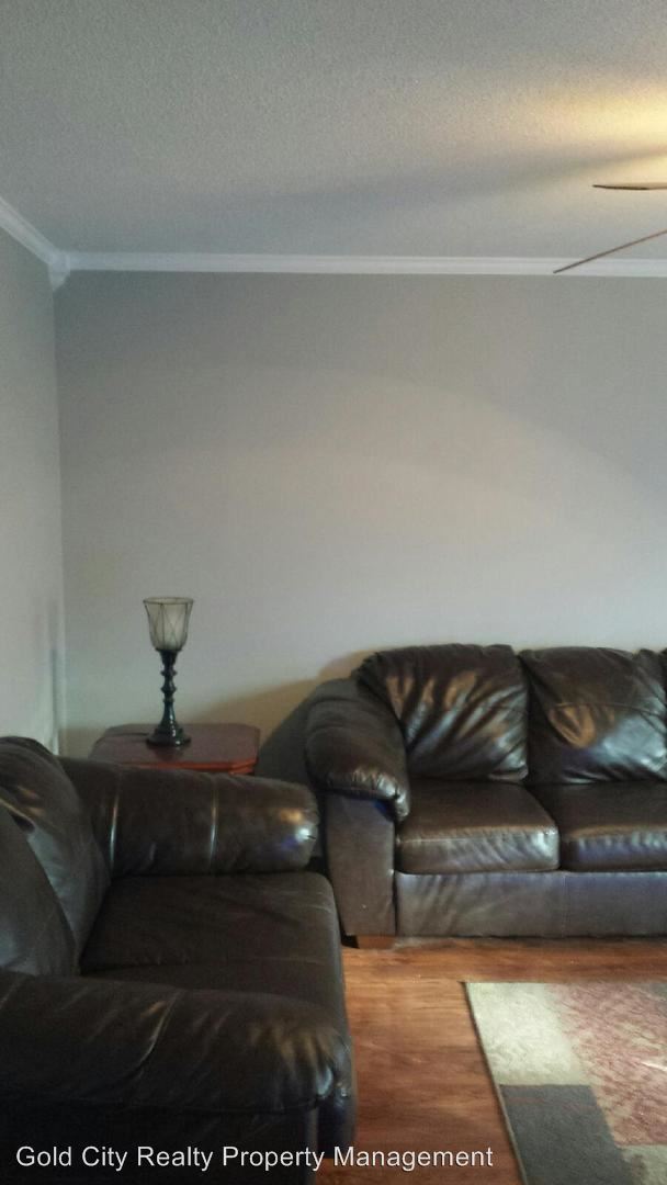 Foto del edificio - 701 Monin Rd