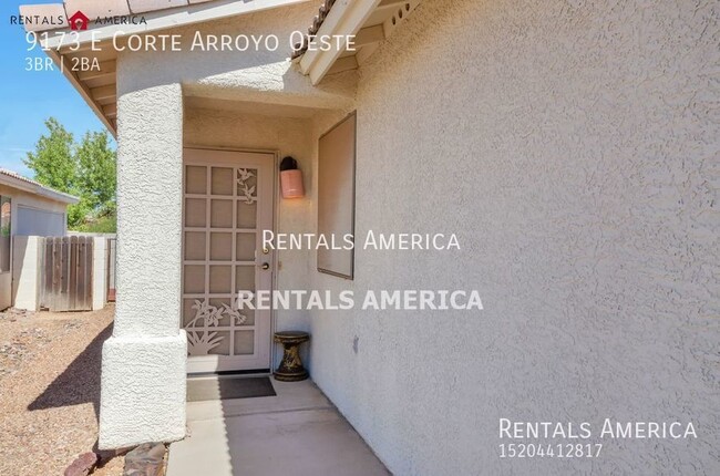 Foto del edificio - SPECIAL PRICING for this East side gem