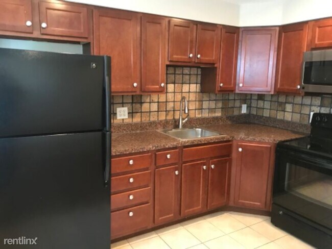 Building Photo - 4 br, 2 bath House - 506 Old Home Rd