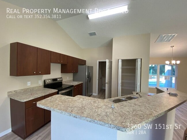 Foto del edificio - 3960 SW 151st St