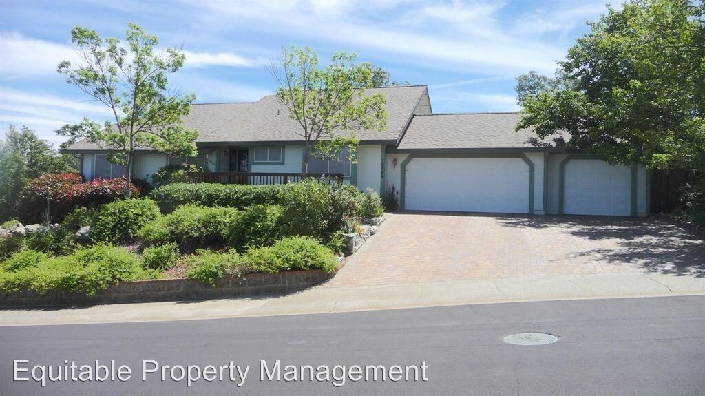 Foto principal - 3 br, 2 bath House - 12464 Oak Mist