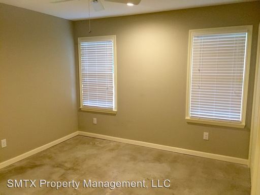 Building Photo - 702 Conway Dr
