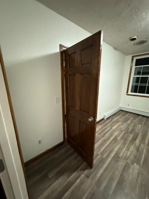 Foto del edificio - 154 N Franklin St