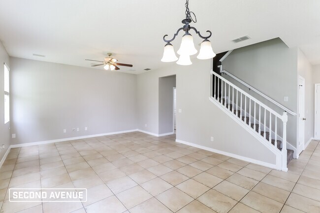 Foto del edificio - 109 Whispering Pines Way