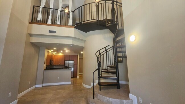 Foto del edificio - 801 S Olive Ave
