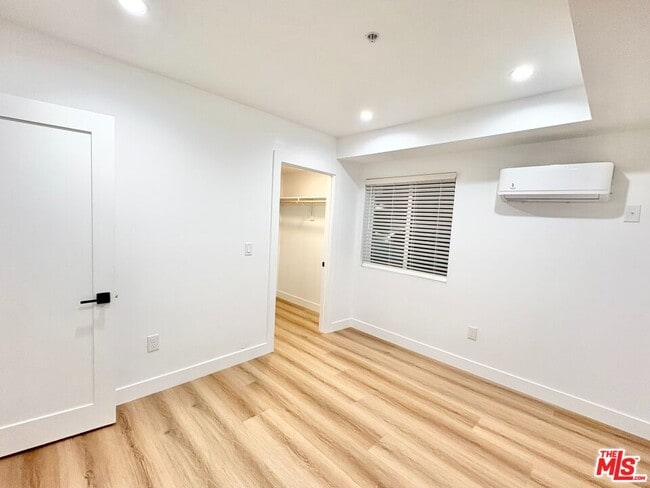 Foto del edificio - 4512 St Elmo Dr