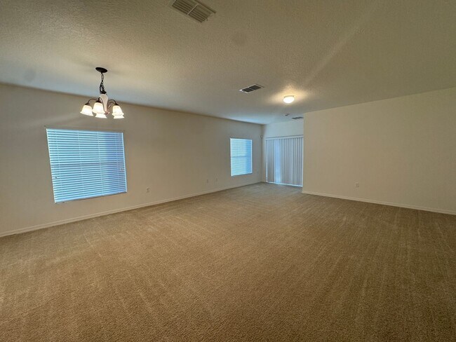 Foto del edificio - Spacious 3bed/2bath Single Family Home in Clermont, FL!