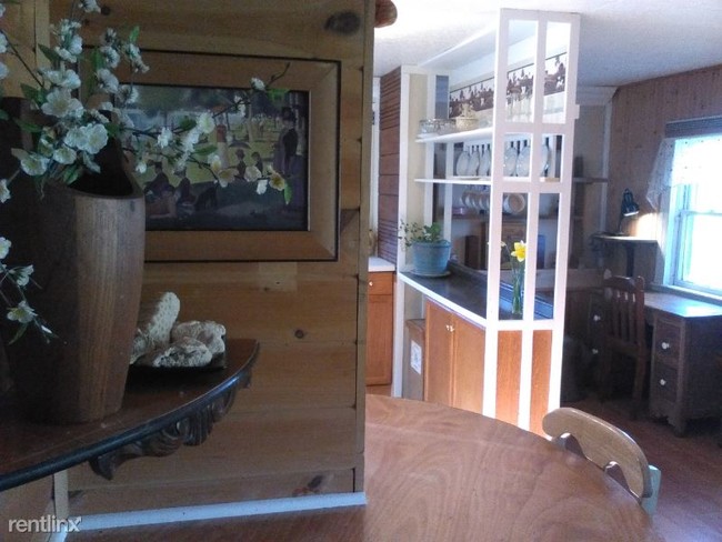 Building Photo - 1 br, 1 bath Apartment - 109 Kennebec Rd