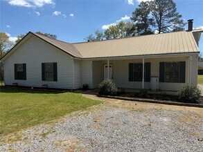 Building Photo - 215 Gardner Rd