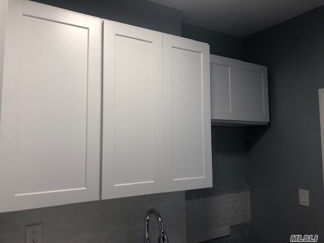 Foto del edificio - 198-09 Hollis Ave