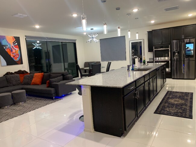 Foto del edificio - 8844 W Lamar Rd