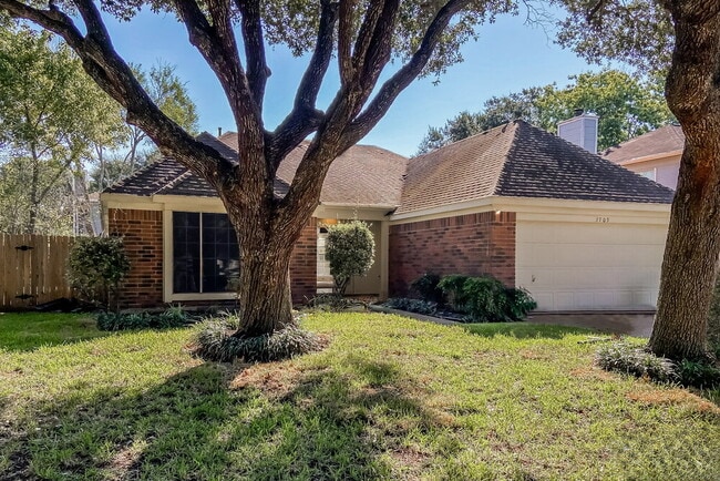 Building Photo - 3909 Spring Meadow Dr