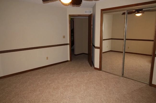 Building Photo - 4412 Lorcardo Dr NE