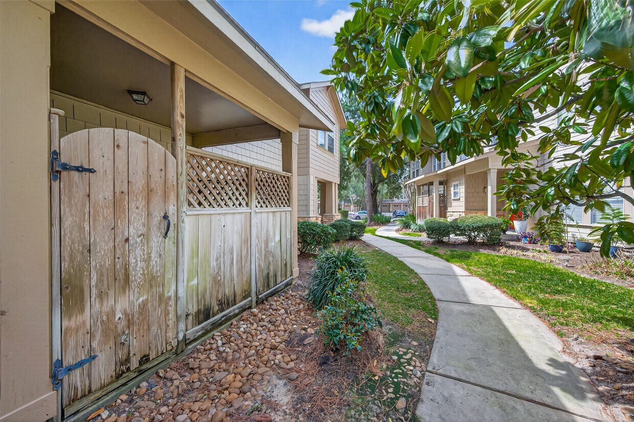 Foto del edificio - 65 Scarlet Woods Ct