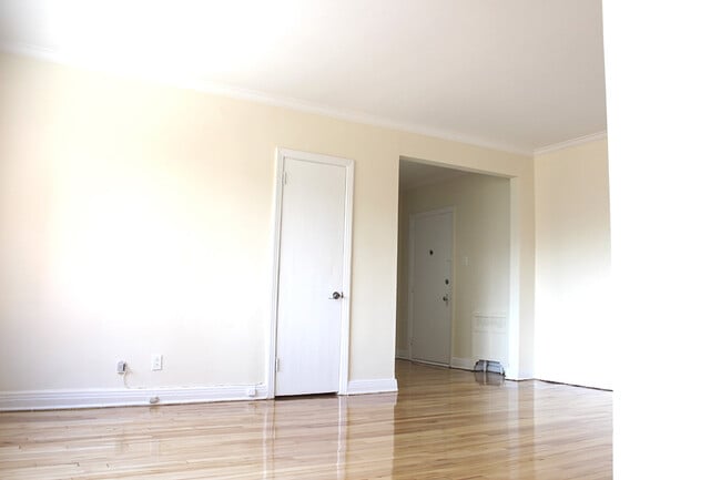 Photo du bâtiment - Le Crestwood