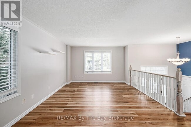 Building Photo - 72 57th St S