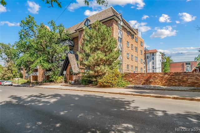 Foto del edificio - 1350 Josephine St