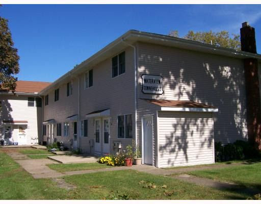 Building Photo - 150 S Lakeside Dr
