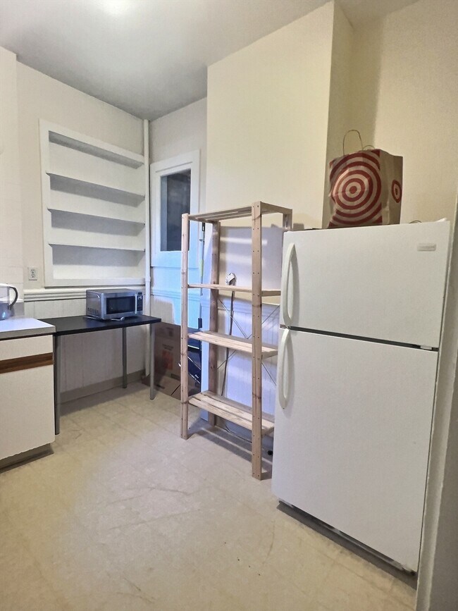 Foto del edificio - 1378 Beacon St