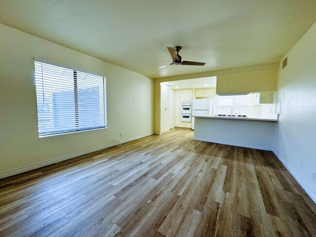 Foto del edificio - 3 Bed, 2 Bath home in Glendora