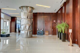 Building Photo - 4575 Dean Martin Dr