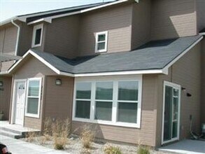 Building Photo - 8832-8838 W Candleston Ln